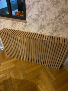 Photo de galerie - Fabrication cache radiateur en chêne 