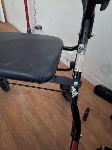 Photo de galerie - Réparation déambulateur