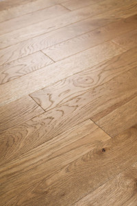 Photo de galerie - Pose du carrelage et du parquet 