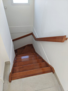Photo de galerie - Rénovation escalier en bois intérieur