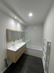 Photo de galerie - Salle de bain complète 