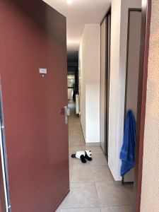Photo de galerie - Disponible pour les portes claqué 