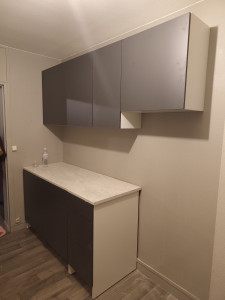 Photo de galerie - Montage un kit ikea +perçage+
 fixation