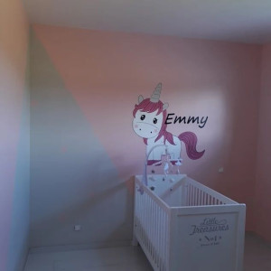 Photo de galerie - Revêtement mural chambre bébé,  graf licorne 