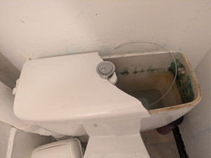 Photo de galerie - Avant et après  change le sanitaire 