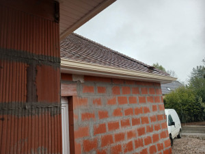 Photo de galerie - Pose et nettoyage de  goutierre alu et nettoyage couverture