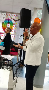 Photo de galerie - Chanteur - chanteuse