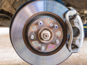 Photo de galerie - Changement de plaquettes plus disque de frein 