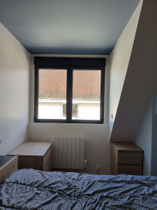 Photo de galerie - Rénovation chambre 
Osez les plafonds de couleur