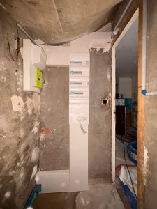 Photo de galerie - Réalisation d’un tableau électrique dans une rénovation. 