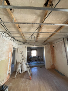 Photo de galerie - Ossature métallique faux plafond (Dalle mâchefer)