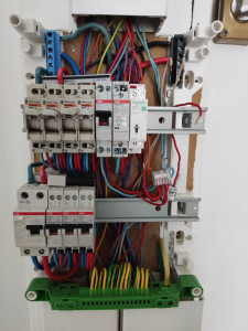 Photo de galerie - Réparation électrique (télérupteur)