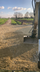 Photo de galerie - Travaux de remise en état d’un chemin.