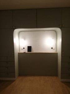 Photo de galerie - Fabrication sur mesure tète du lit avec une placard 