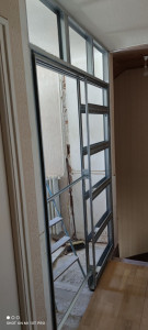 Photo de galerie - Montage cloison pour porte à galandage