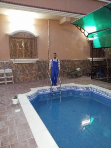 Photo de galerie - Entretien piscine