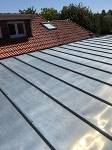 Photo de galerie - Couverture à tasseaux en zinc (51)