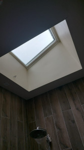 Photo de galerie - Réfection plafonds avec pluie de lumière  (velux).