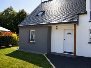 Photo de galerie - Réalisation d'une peinture décorative avec mise en valeur des volumes. Finitions de qualité et rendu contemporain.