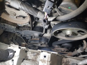 Photo de galerie - Mécanicien auto réparation toute marque révision remplacement frein distribution embrayage diagnostic lecture défaut etc 