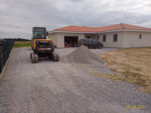 Photo de galerie - Maison entièrement ossature bois 
isolation murs et comble en laine de bois 
murs extérieurs isolation thermique par l'extérieur en bois 
