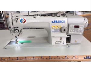 Photo de galerie - Réparation, machine à coudre