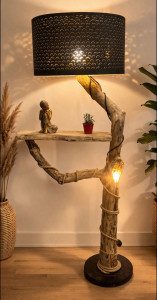 Photo de galerie - Lampe sur pied avec étagère 