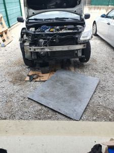 Photo de galerie - Réparation fuite d'huile moteur plus remplacement kit distribution complet et kit courroie accessoire 
clio3 1.5 dci 