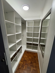 Photo de galerie - Fabrication d’un dressing sur mesure 