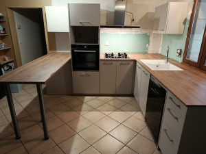 Photo de galerie - Pose cuisine mobalpa