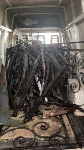 Photo de galerie - Nettoyage de ferraille qui encombrer un jardin 