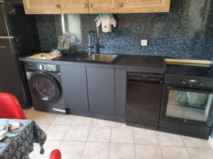 Photo de galerie - Montage des meubles et pose de la cuisine. Raccordement des électroménager 