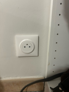 Photo de galerie - Ajout prise électrique 