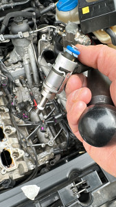 Photo de galerie - Je fais de la mécanique sur tout sur marque allemande et français je passe aussi la valise pour trouvé les erreurs et supprimer 