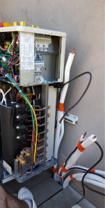 Photo de galerie - Branchement du moteur extérieur