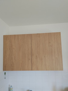 Photo de galerie - Pose suspendu meuble haut de cuisine.