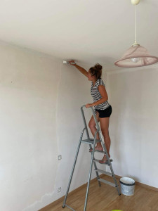 Photo de galerie - Amatrice de décoration, j’ai eu l’occasion de rafraîchir plusieurs maisons : peinture et tapisserie. 