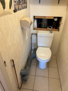 Photo de galerie - Installation d’un WC