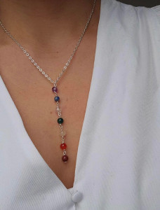 Photo de galerie - Création de collier pendentif 7 chakras
