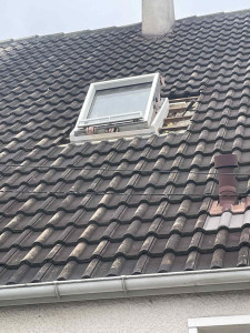 Photo de galerie - Création d ouverture dans toiture et pose d un velux 