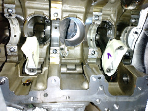 Photo de galerie - REMPLACEMENT VILEBREQUIN / COUSSINETS / BIELLE