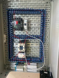 Photo de galerie - Câblage moteur