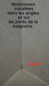 Photo de galerie - Avant intervention : présence de moisissures incrustées dans les angles et sur les joints de la baignoire.
