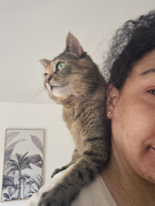 Photo de galerie - Adorable Mélie qui aime les hauteurs 