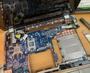 Photo de galerie - Demontage pc portable