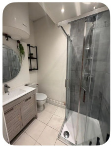 Photo de galerie - Nettoyage de douche et salle de bain : lavage, désinfection et finition propre.