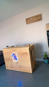 Photo de galerie - Création d’un bar en bois sur mesure 