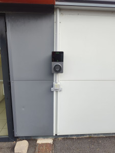 Photo de galerie - Pose d'une borne 22kva et une prise renforcée.