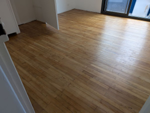 Photo de galerie - Remise en état parquet massif 