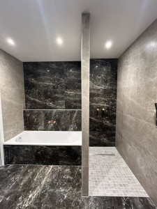 Photo de galerie - Pose carrelage 60x120cm et douche italienne 5x5cm